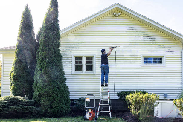 Best Commercial Pressure Washing  in Crowley, TX